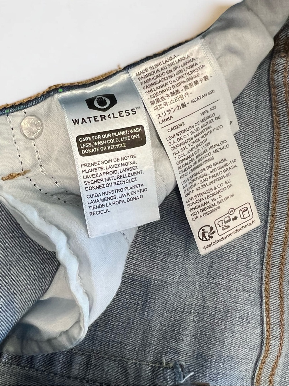 Levi's Women's Light Blue High-Rise Jeans